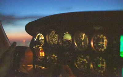 چگونه عکسهای دانهدانه (نویزدار) را در فتوشاپ و لایتروم اصلاح کنیم